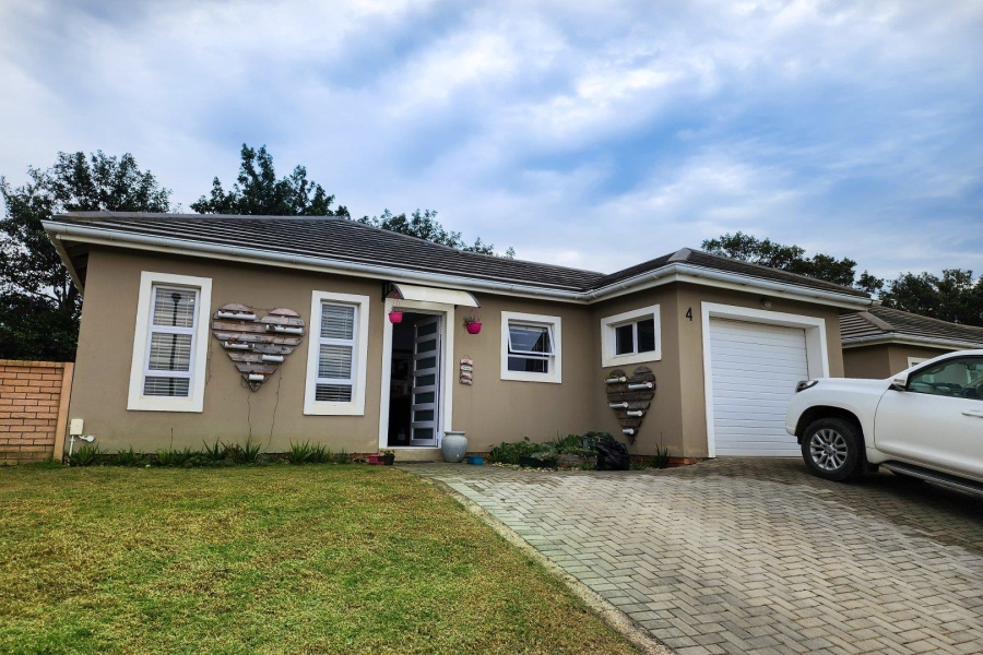 3 Bedroom Property for Sale in Gonubie Eastern Cape